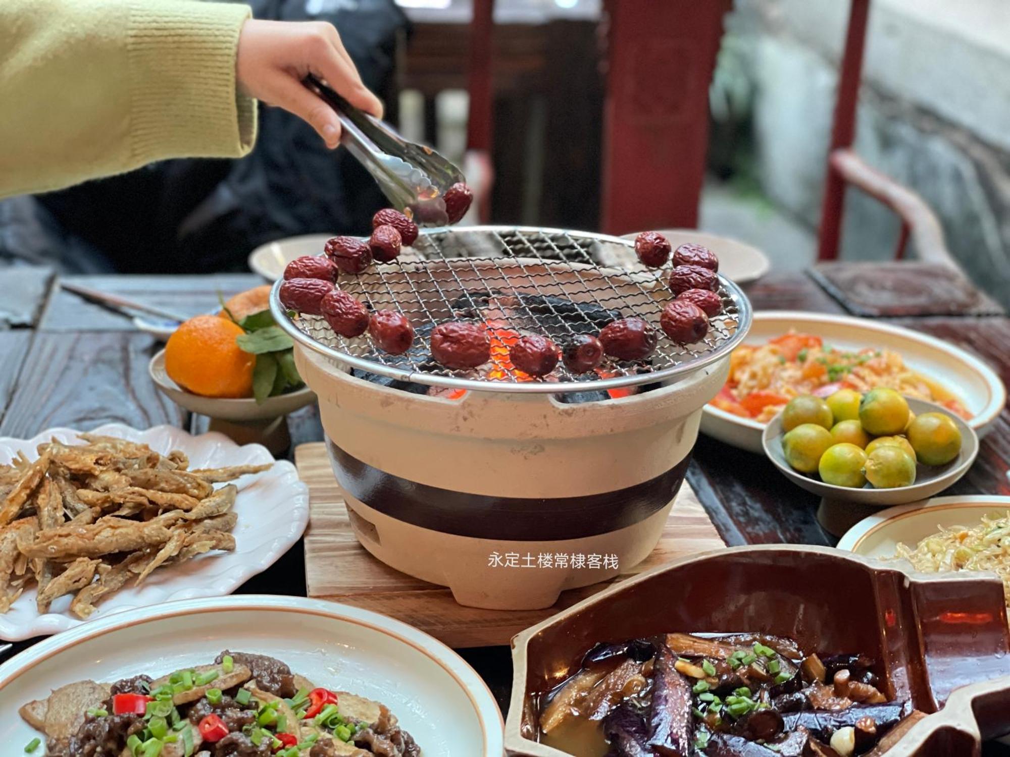 Tulou Fuyulou Changdi Inn Yongding Exterior photo