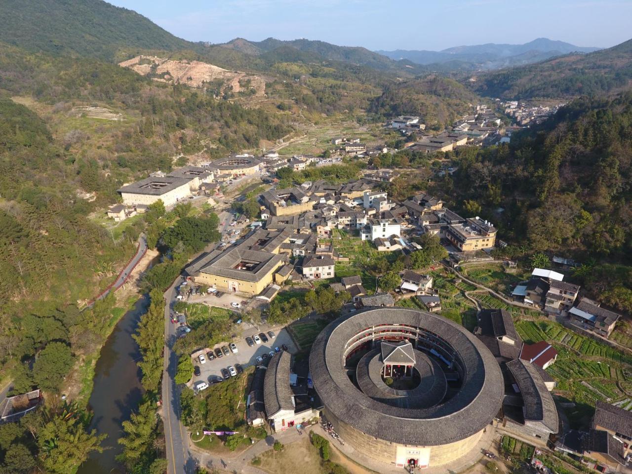 Tulou Fuyulou Changdi Inn Yongding Exterior photo